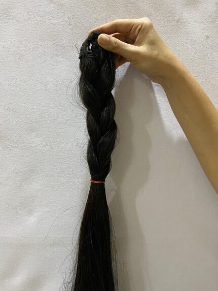 SIMPLE STRAIGHT BRAID